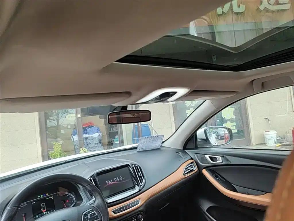 Chery Tiggo 7 2016 2.0L CVT Premium Edition — миниатюра 18