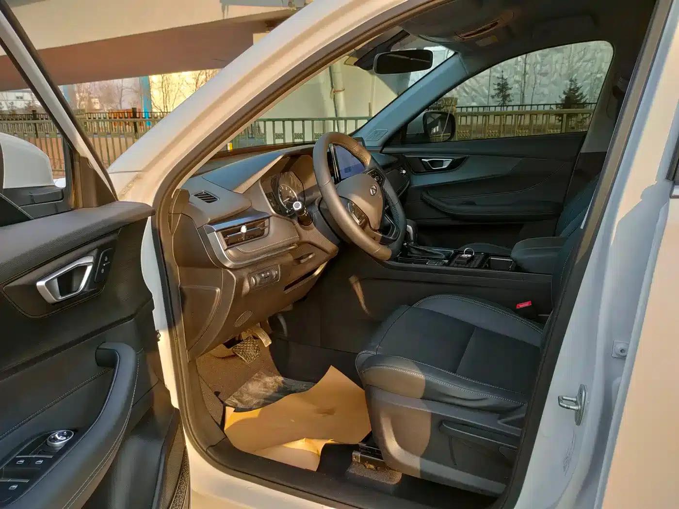 Chery Tiggo 5x 2025 High-Performance Edition 1.5T CVT Comfort Model — миниатюра 11