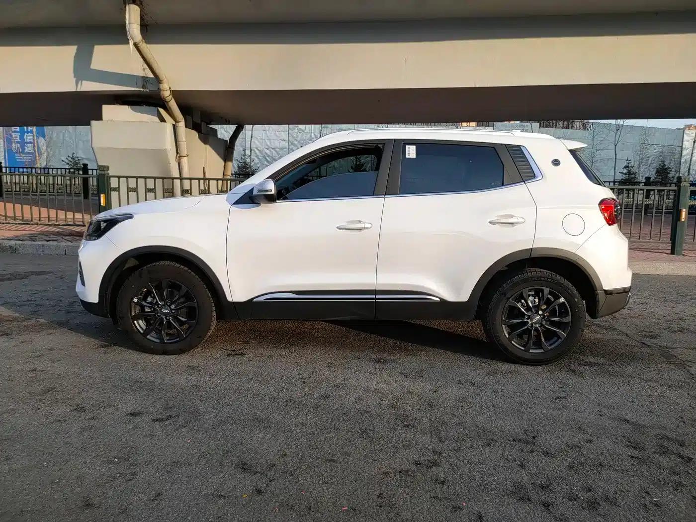 Chery Tiggo 5x 2025 High-Performance Edition 1.5T CVT Comfort Model — миниатюра 15