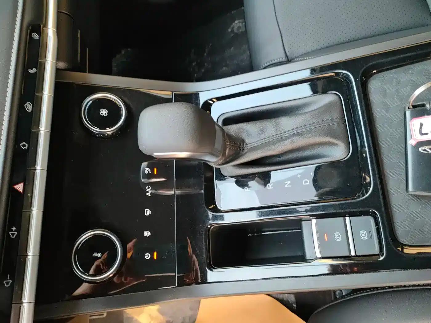 Chery Tiggo 5x 2025 High-Performance Edition 1.5T CVT Comfort Model — миниатюра 7