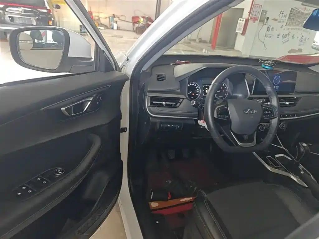 Chery Tiggo 5x 2020 1.5L Manual Fashion Edition — миниатюра 16