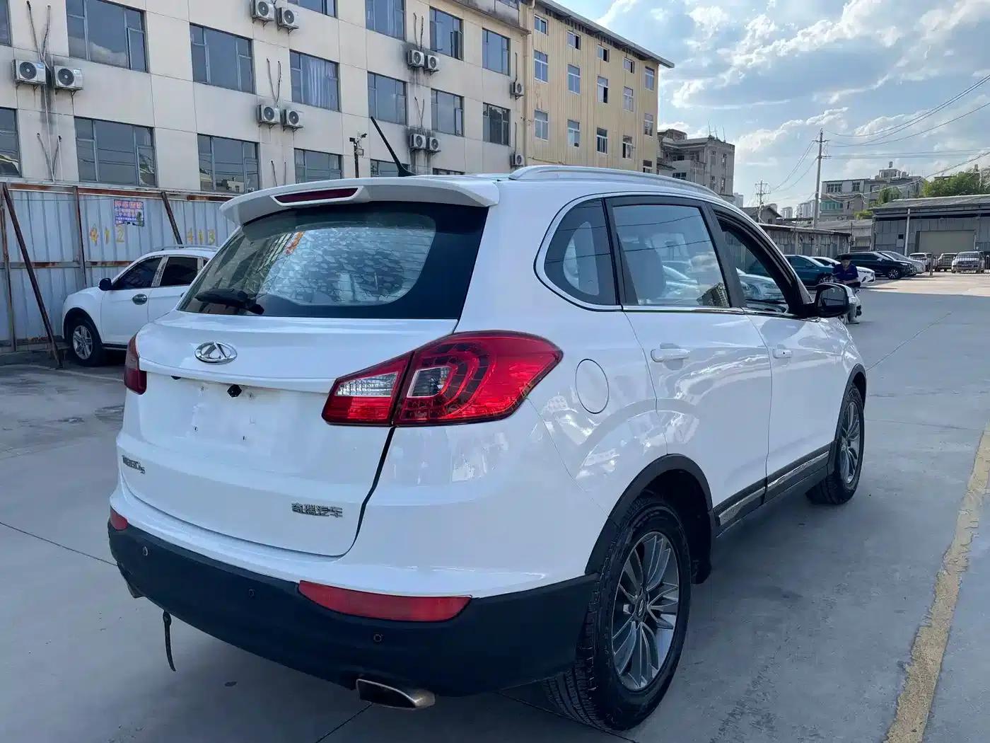 Chery Tiggo 5 2015 2.0L CVT Family Edition — миниатюра 5