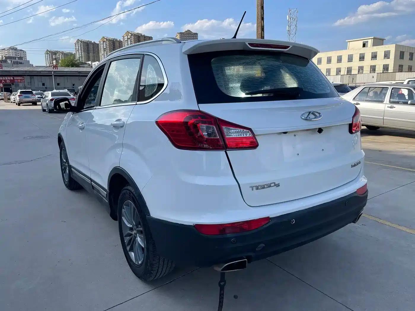 Chery Tiggo 5 2015 2.0L CVT Family Edition — миниатюра 7