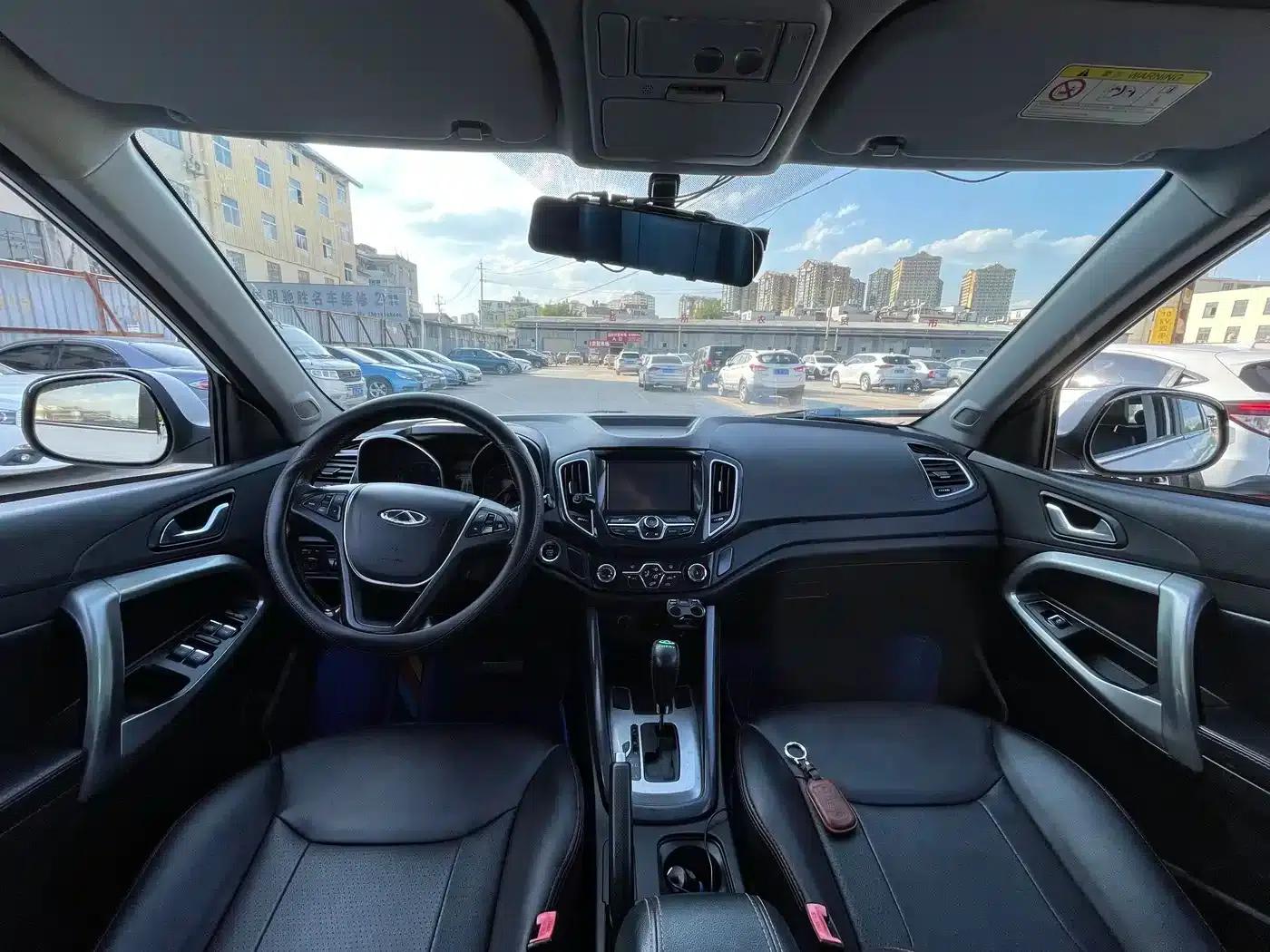 Chery Tiggo 5 2015 2.0L CVT Family Edition — миниатюра 9