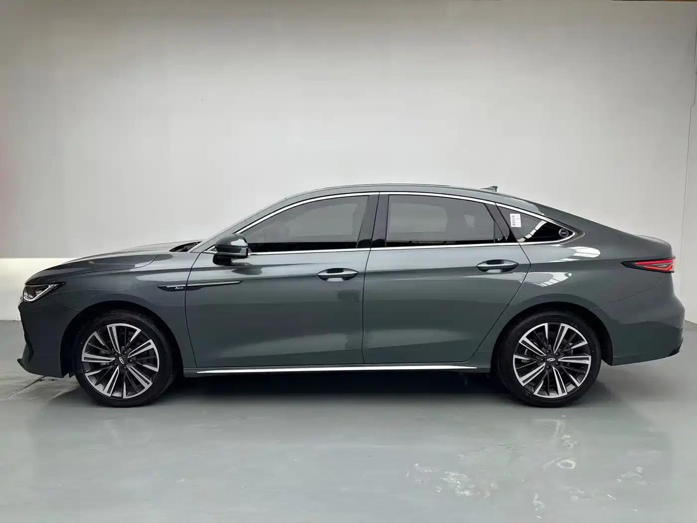 Chery Arrizo 8 PRO 2025 1.6T DCT Luxury+ — миниатюра 3
