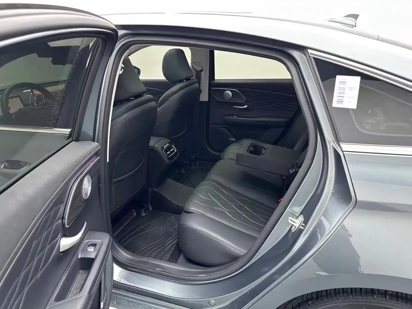Chery Arrizo 8 PRO 2025 1.6T DCT Luxury+ — миниатюра 6
