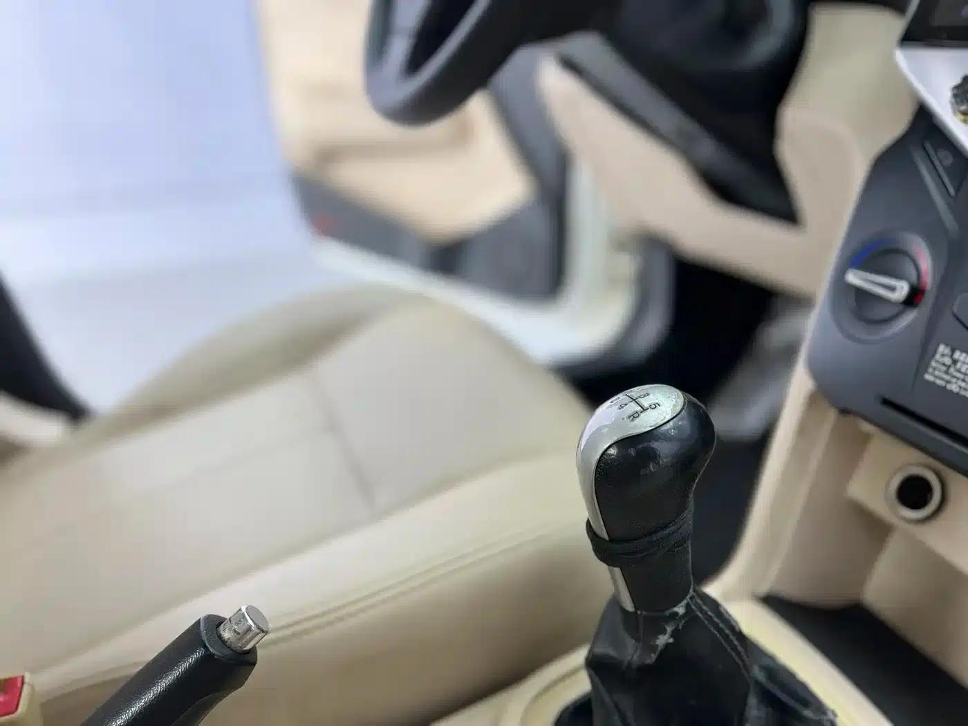 Fengyun 2 2015 1.5L Manual Elite Edition — миниатюра 13