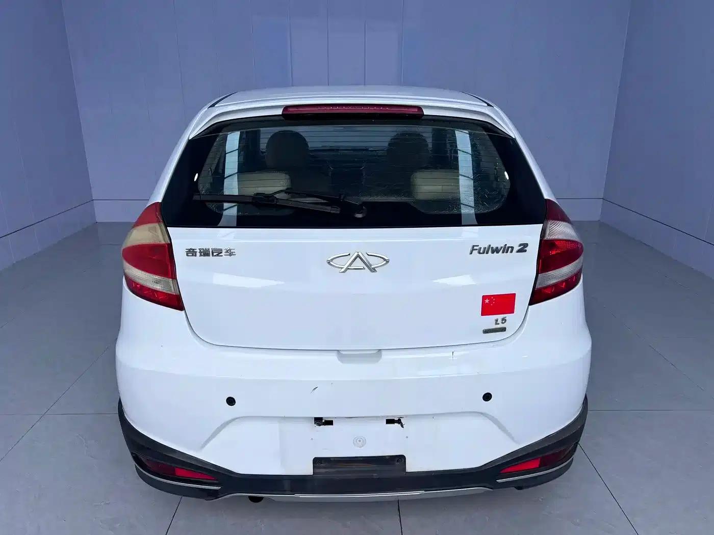 Fengyun 2 2015 1.5L Manual Elite Edition — миниатюра 4