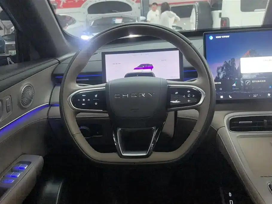 Chery Tiggo 8 PLUS C-DM 2025 1.5T 116km/h Premium 5-seater — миниатюра 15