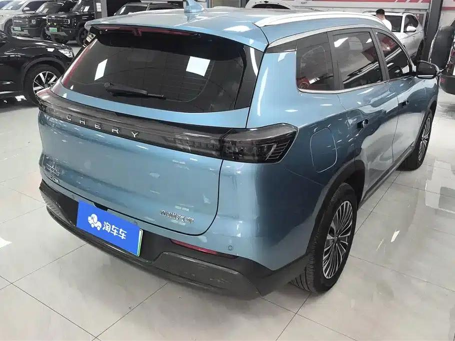 Chery Tiggo 8 PLUS C-DM 2025 1.5T 116km/h Premium 5-seater — миниатюра 3