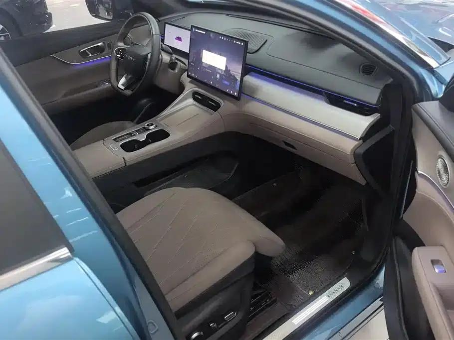 Chery Tiggo 8 PLUS C-DM 2025 1.5T 116km/h Premium 5-seater — миниатюра 8