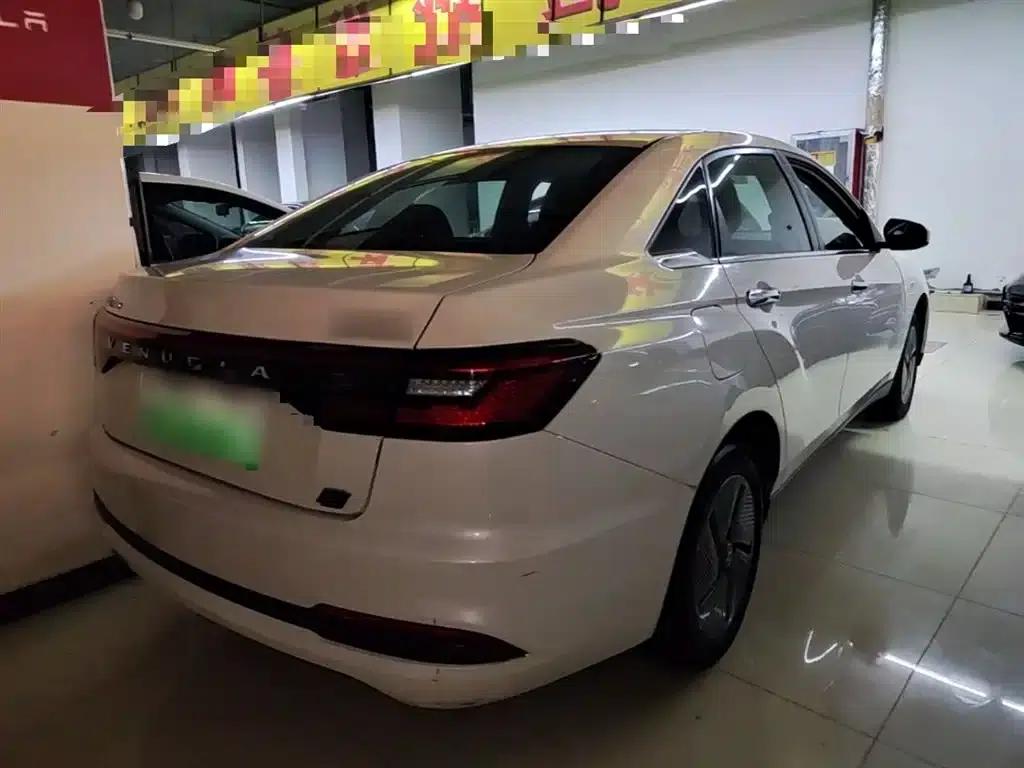 Venucia D60EV 2023 PLUS Comfort Edition SI — миниатюра 7