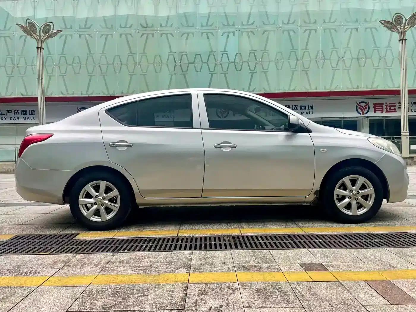 Nissan Sunny 2011 1.5XE CVT Comfort Edition — миниатюра 4