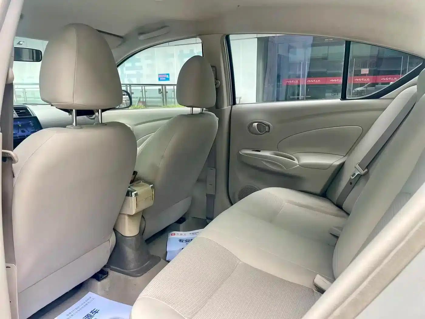 Nissan Sunny 2011 1.5XE CVT Comfort Edition — миниатюра 8