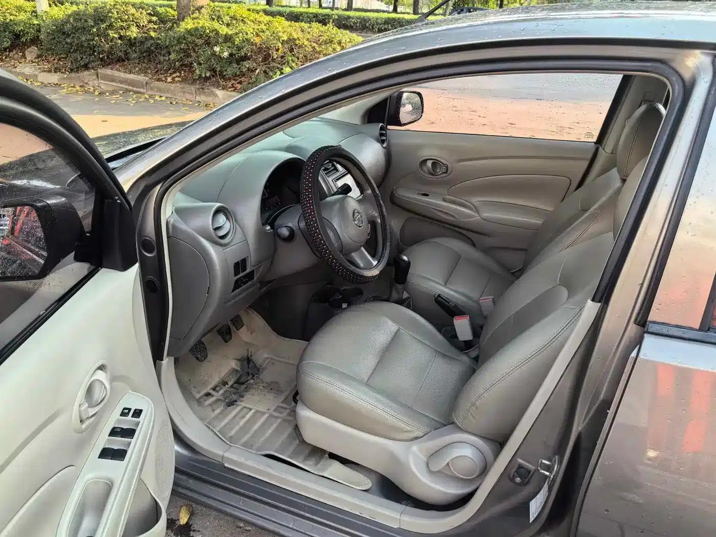 Nissan Sunny 2011 1.5XE Manual Comfort Edition — миниатюра 3