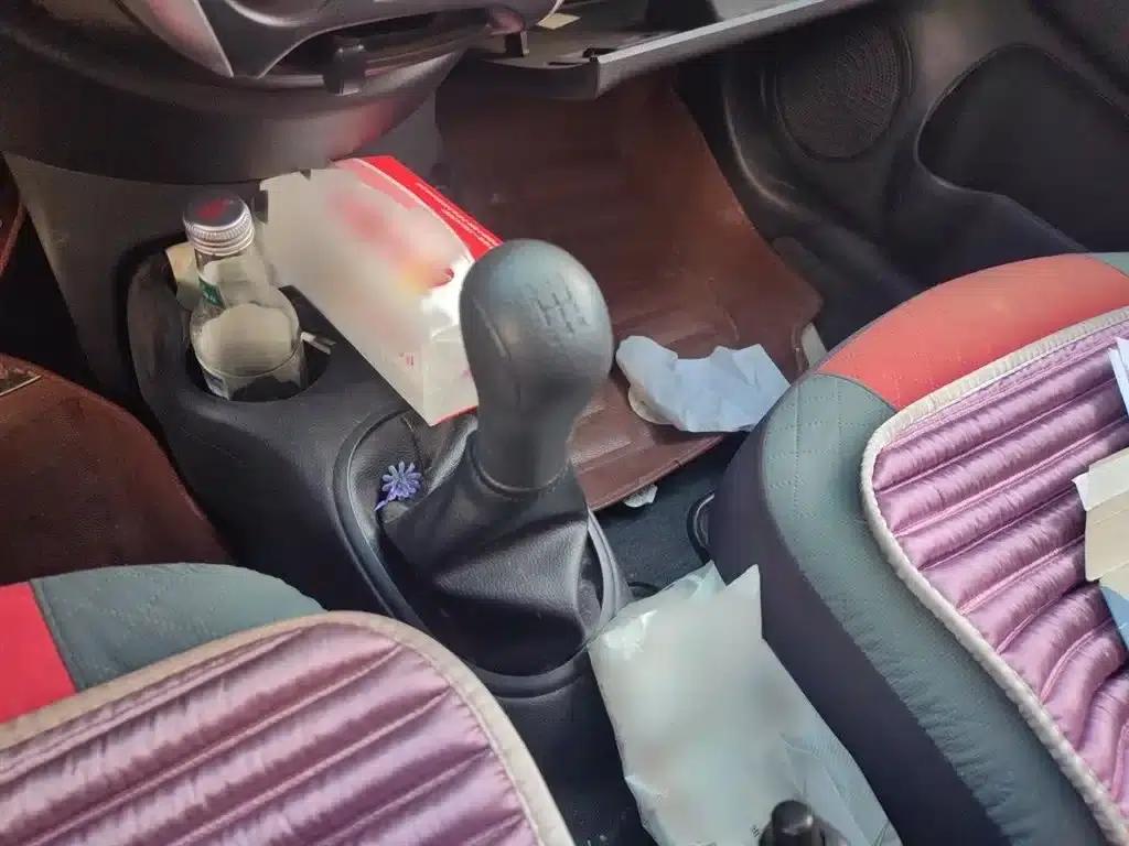 Nissan Sunny 2015 1.5XE Manual Comfort Edition — миниатюра 7
