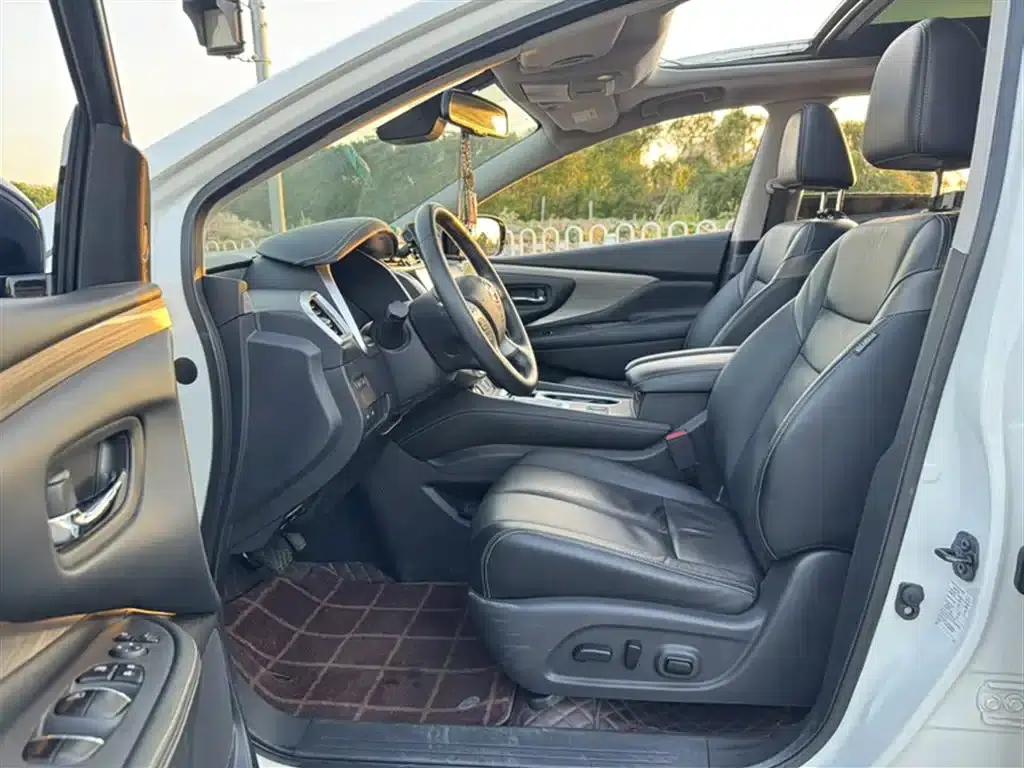 Nissan Murano 2021 2.5L XL 2WD Intelligent Luxury Edition — миниатюра 21