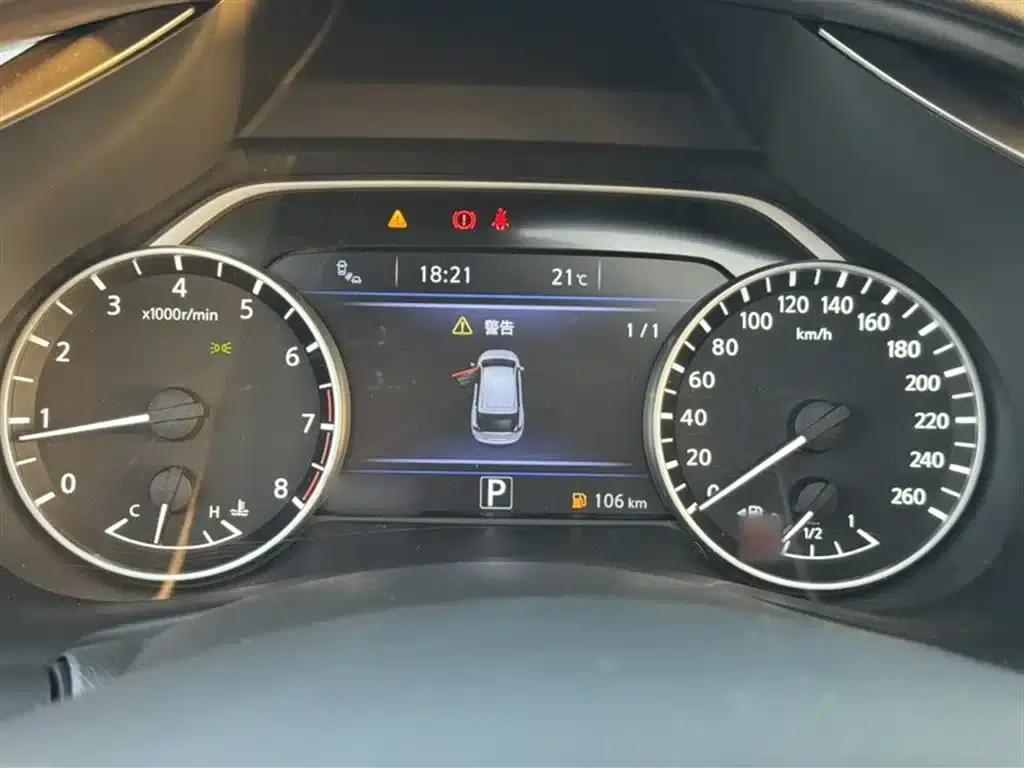 Nissan Murano 2021 2.5L XL 2WD Intelligent Luxury Edition — миниатюра 8