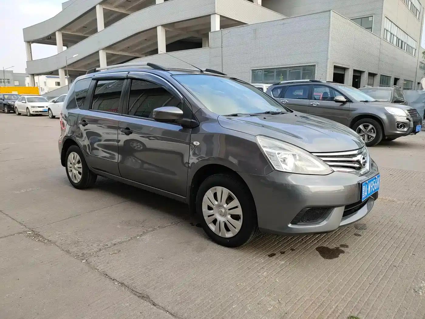 Nissan Livina 2015 1.6XE Manual Comfort Edition — миниатюра 5
