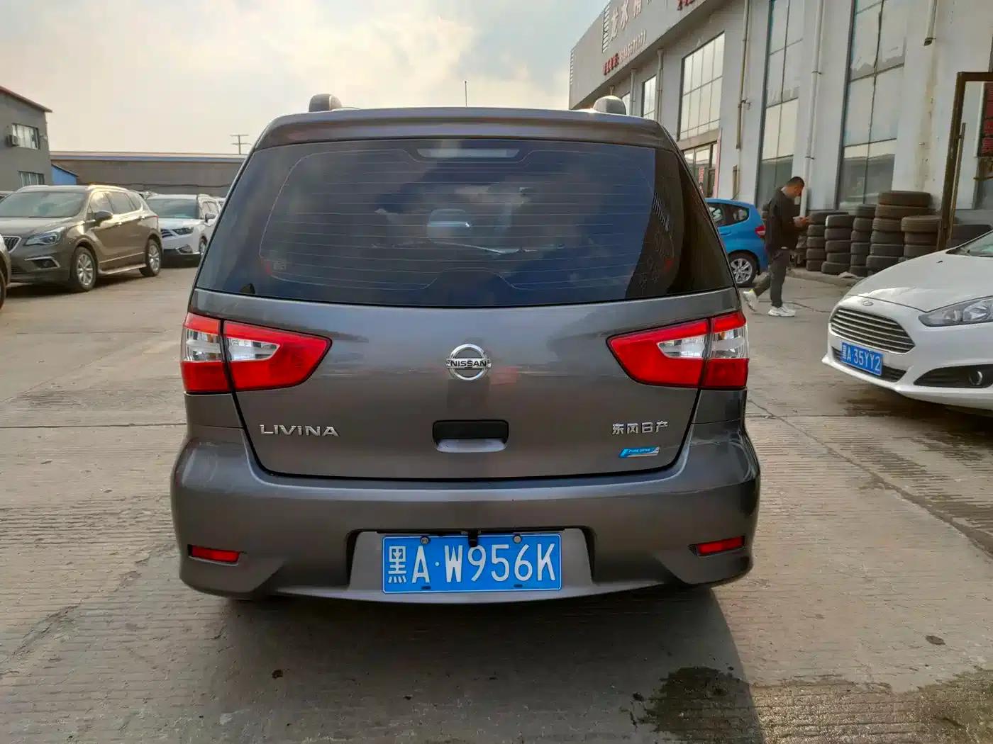 Nissan Livina 2015 1.6XE Manual Comfort Edition — миниатюра 9