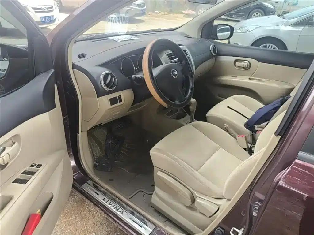 Nissan Livina 2013 1.6XE CVT Comfort Edition — миниатюра 15