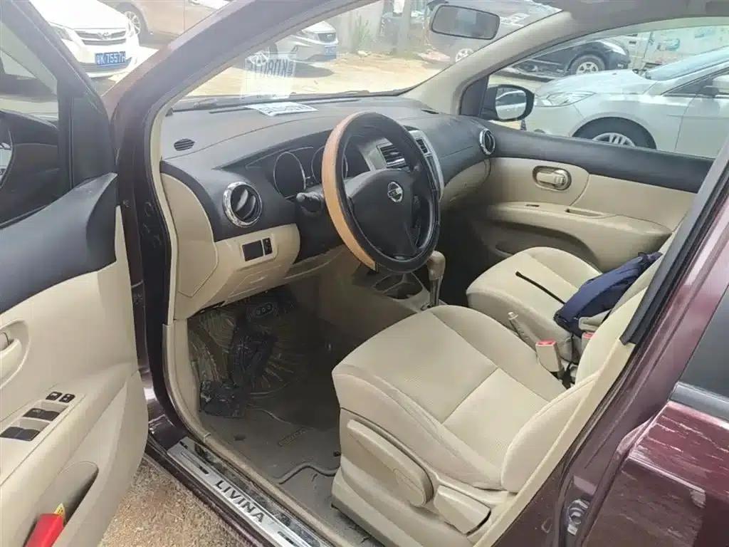 Nissan Livina 2013 1.6XE CVT Comfort Edition — миниатюра 16