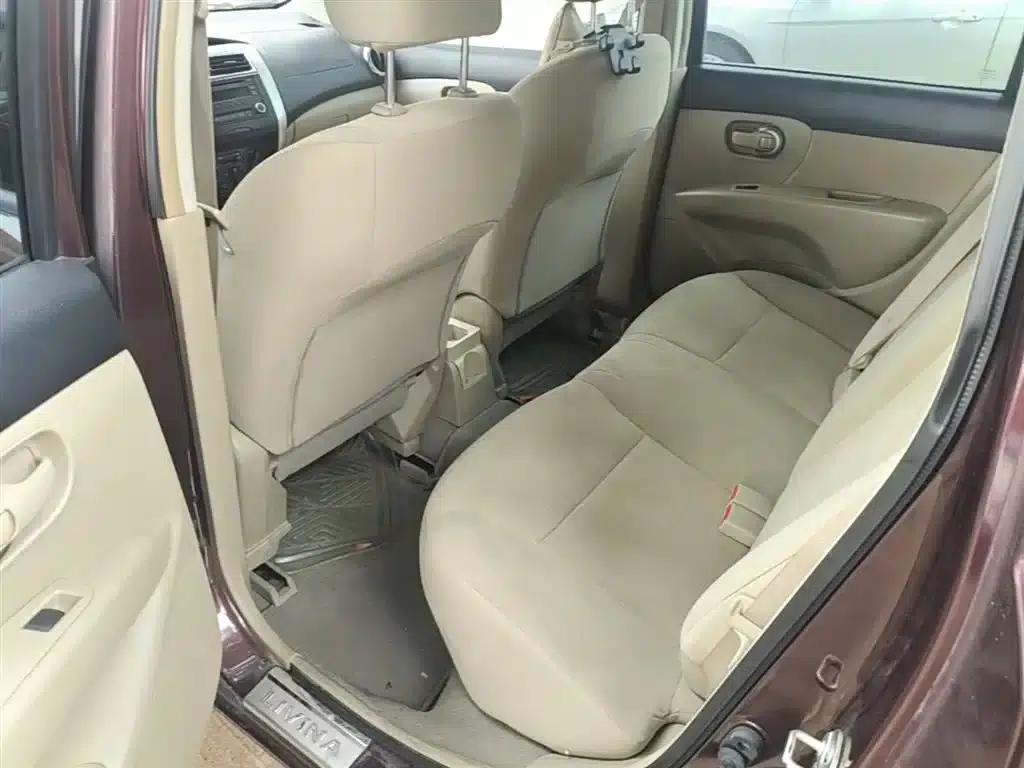 Nissan Livina 2013 1.6XE CVT Comfort Edition — миниатюра 17