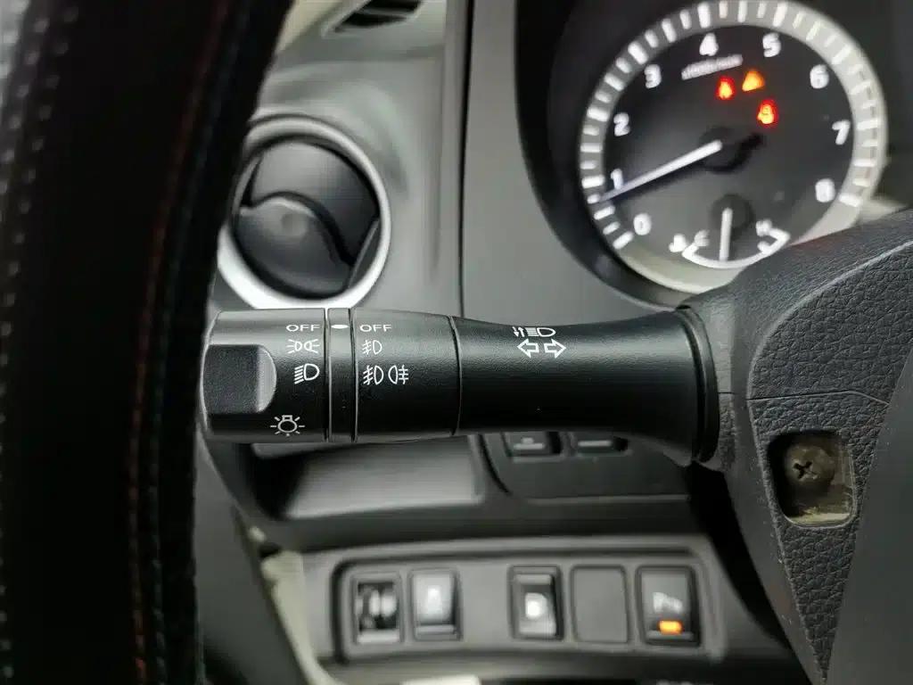 Terra 2018 2.5L Automatic 4WD Luxury Edition — миниатюра 21