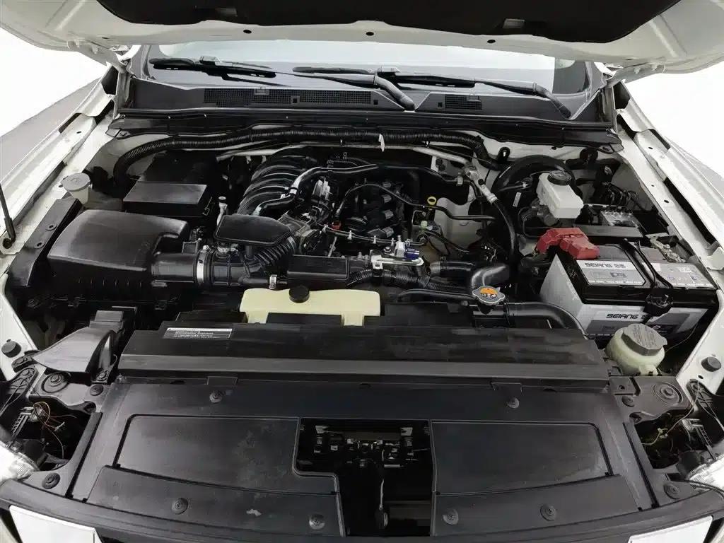 Terra 2018 2.5L Automatic 4WD Luxury Edition — миниатюра 6