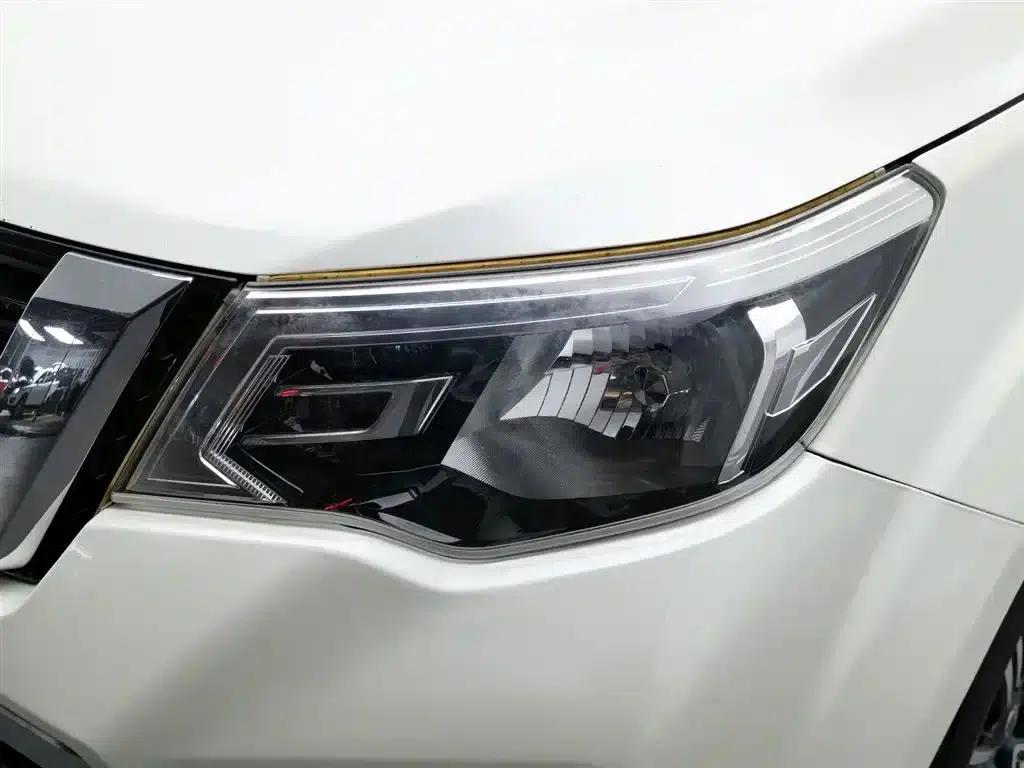 Terra 2018 2.5L Automatic 4WD Luxury Edition — миниатюра 7