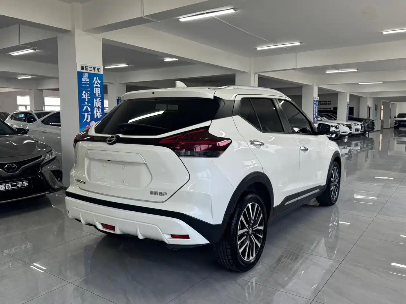 Nissan Kicks 2022 1.5L CVT XV TOP Flagship Edition — миниатюра 16