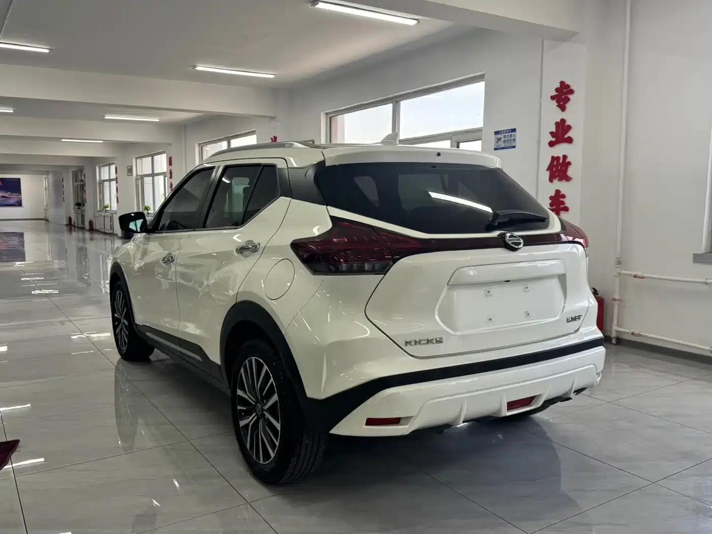 Nissan Kicks 2022 1.5L CVT XV TOP Flagship Edition — миниатюра 18