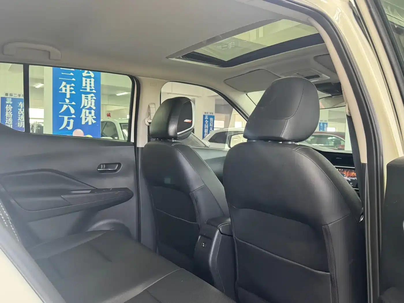 Nissan Kicks 2022 1.5L CVT XV TOP Flagship Edition — миниатюра 5