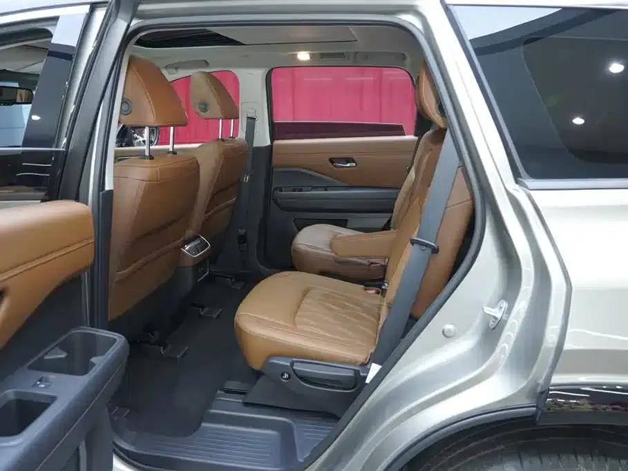 2024 Volkswagen Land Cruiser 380VC-TURBO 4WD Supreme Edition (6-seater) — миниатюра 12