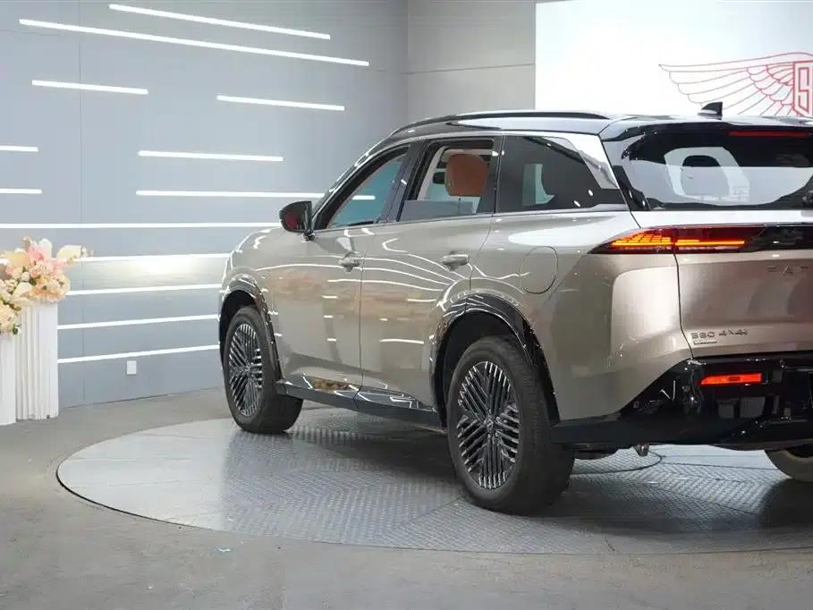 2024 Volkswagen Land Cruiser 380VC-TURBO 4WD Supreme Edition (6-seater) — миниатюра 3