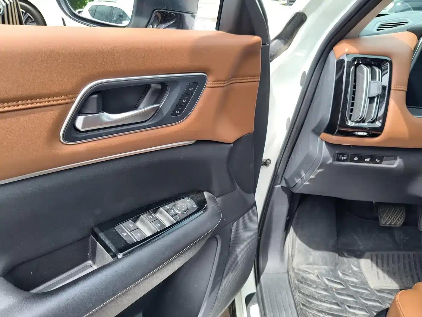 2024 Volkswagen Land Cruiser 380VC-TURBO 4WD Supreme Edition (6-seater) — миниатюра 7