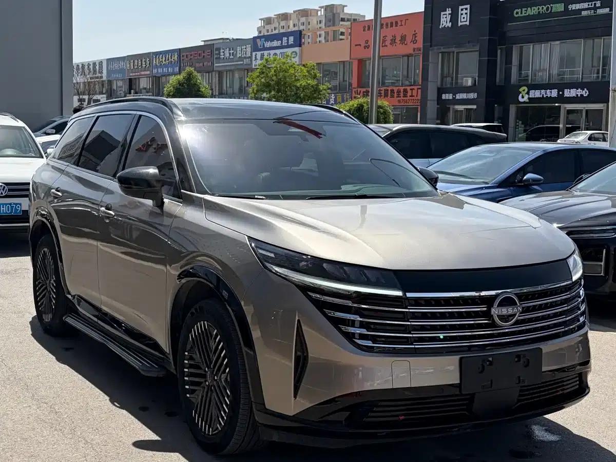 2024 Volkswagen Land Cruiser 380VC-TURBO 4WD Supreme Edition (6-seater) — миниатюра 2