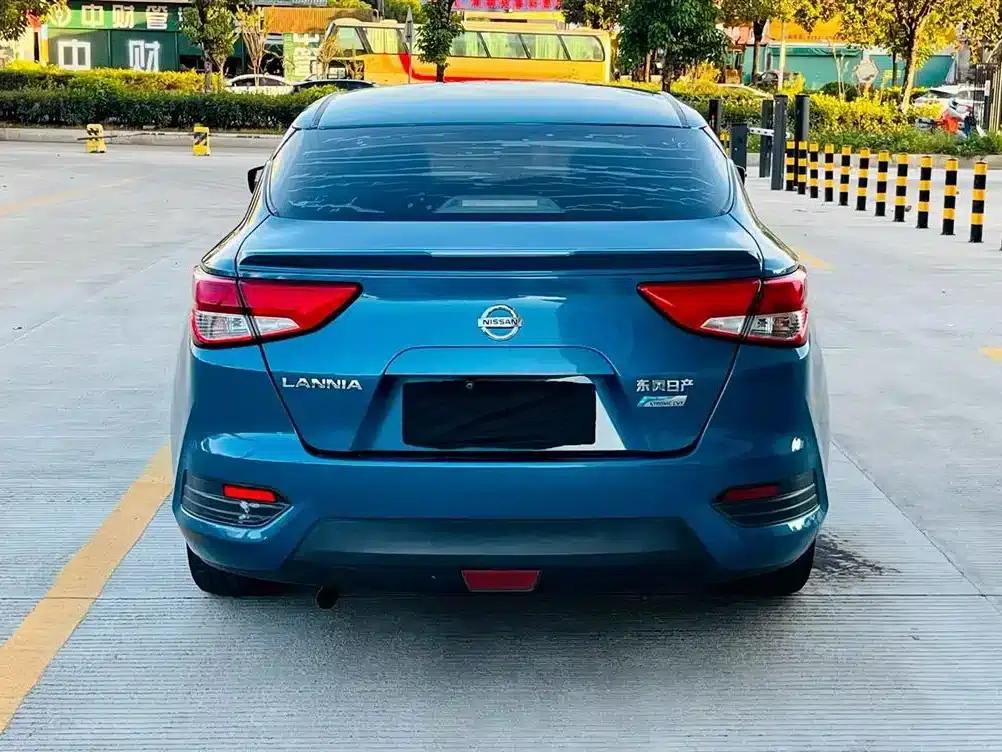 Nissan Bluebird 2019 1.6L CVT Smart Connect Smart Cool Edition (National VI Emission Standard) — миниатюра 8
