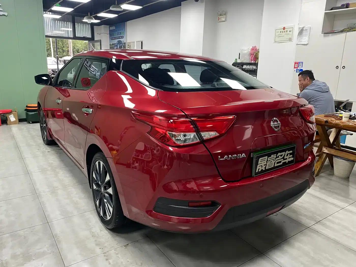 Nissan Bluebird 2016 1.6L CVT Smart Edition — миниатюра 5