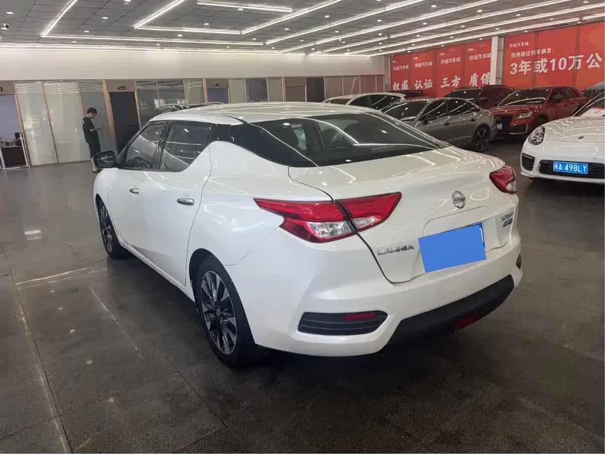 Nissan Bluebird 2019 1.6L CVT Smart Connect Smart Cool Edition (National VI Emission Standard) — миниатюра 7