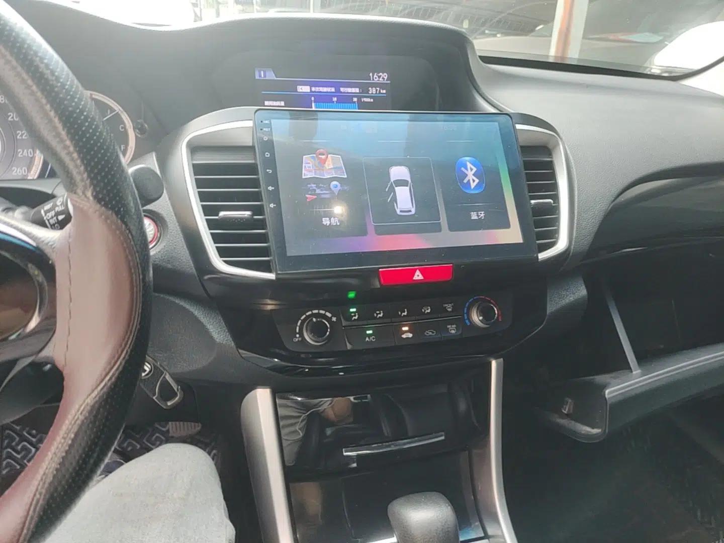 Honda Accord 2016 2.0L Comfort Edition — миниатюра 12