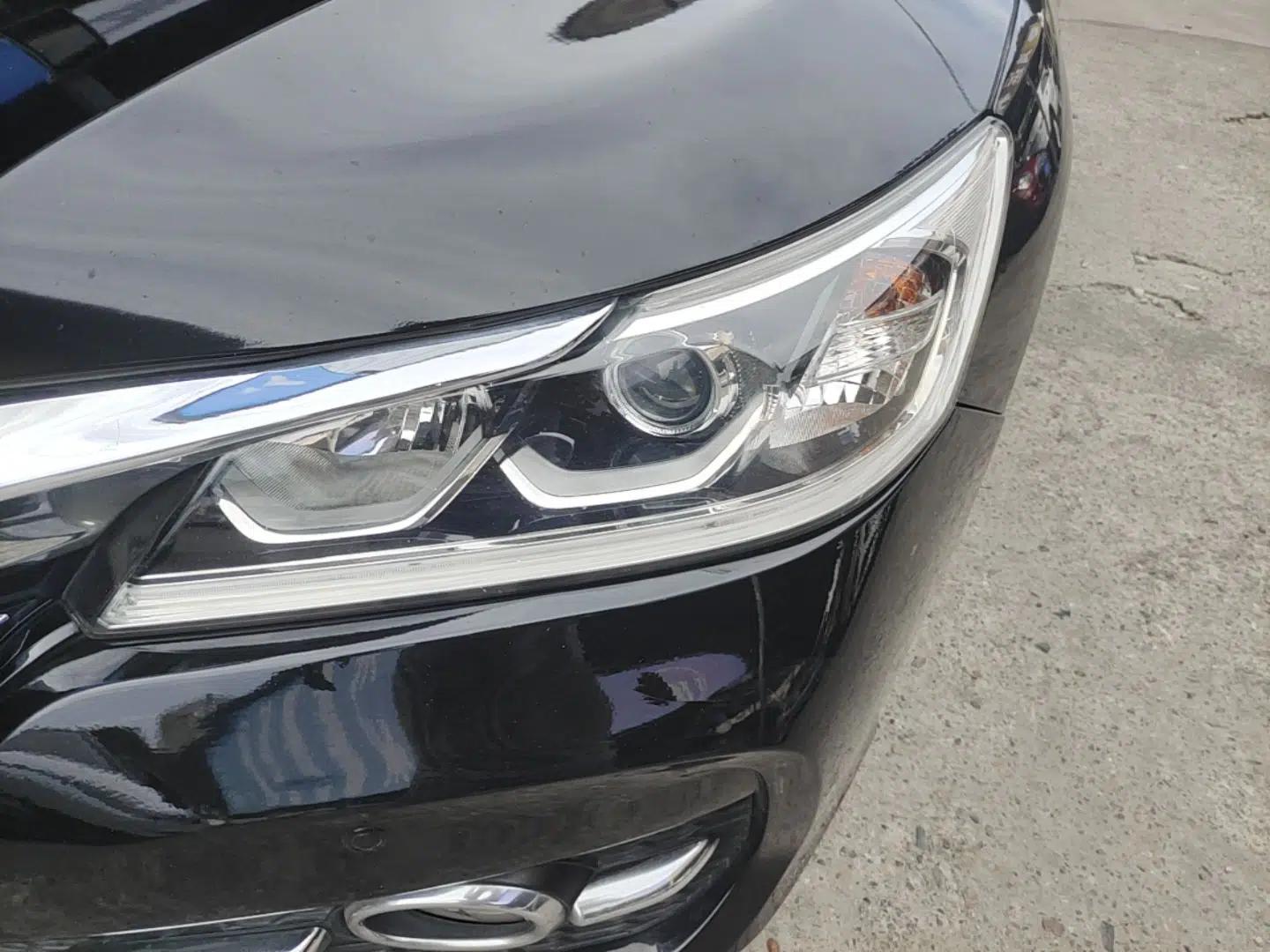 Honda Accord 2016 2.0L Comfort Edition — миниатюра 5