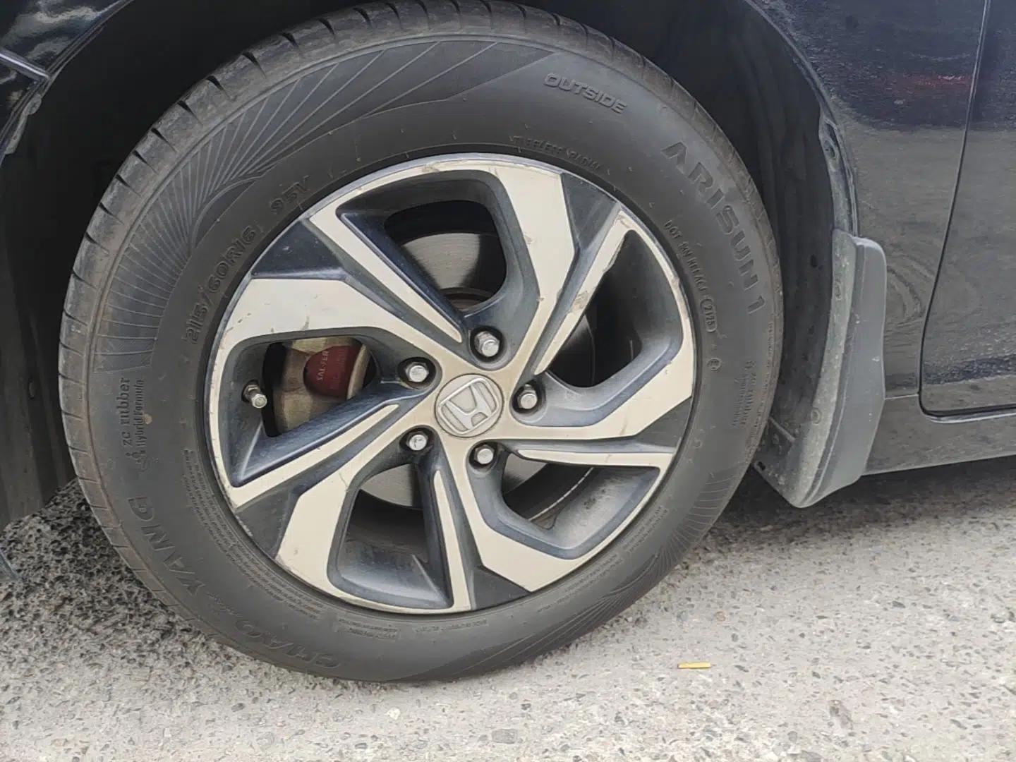 Honda Accord 2016 2.0L Comfort Edition — миниатюра 9