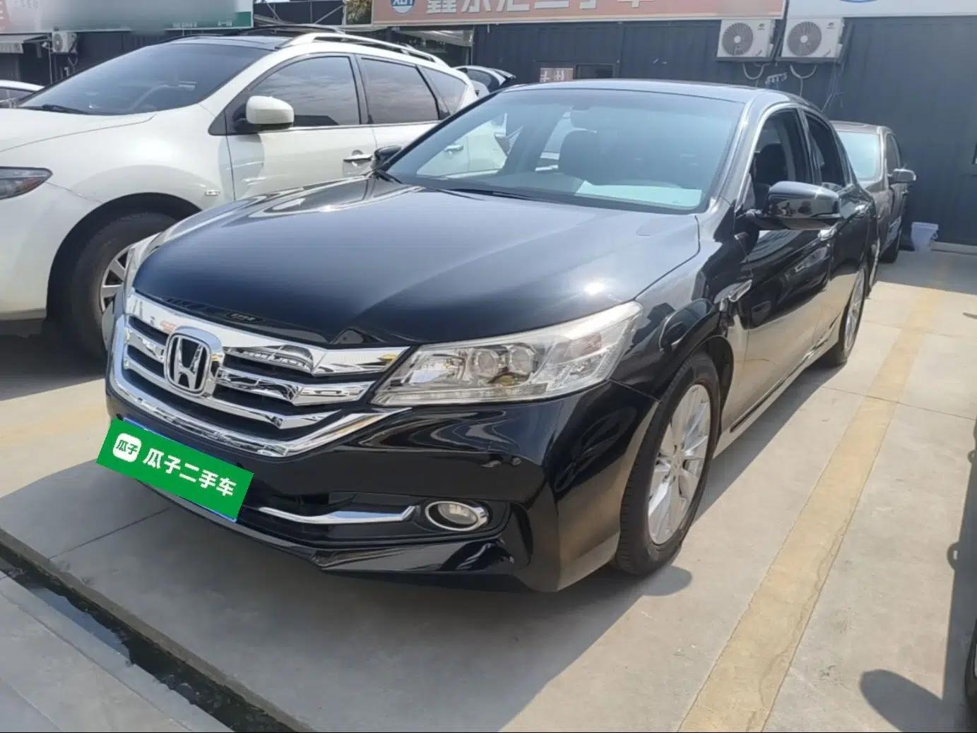 Honda Accord 2014 2.4L EX Luxury Edition — миниатюра 1