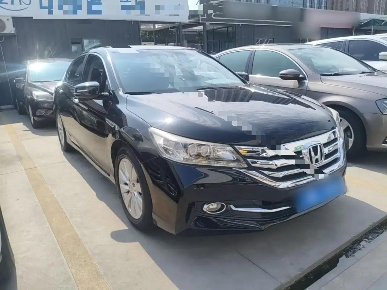 Honda Accord 2014 2.4L EX Luxury Edition — миниатюра 3