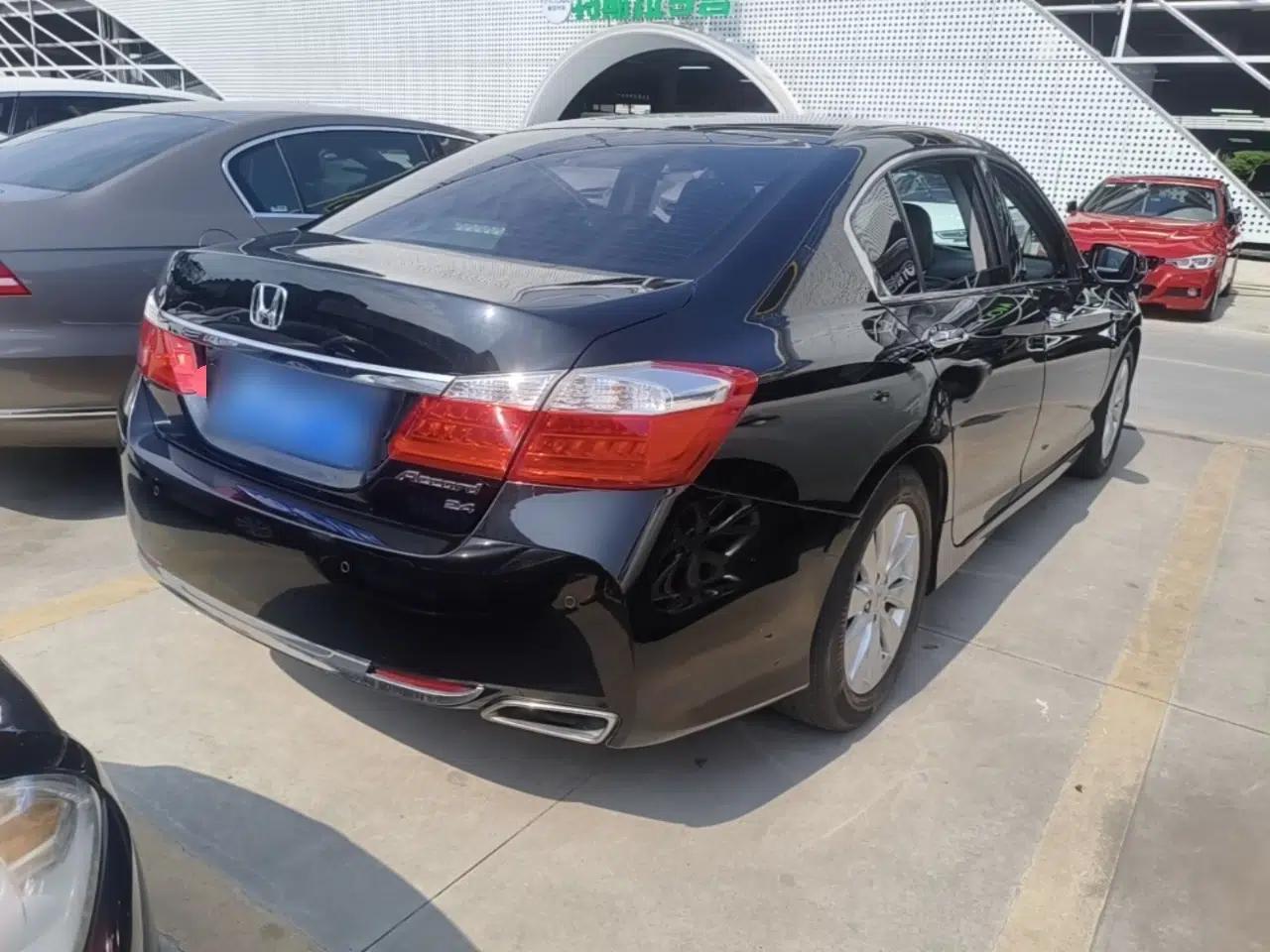 Honda Accord 2014 2.4L EX Luxury Edition — миниатюра 6