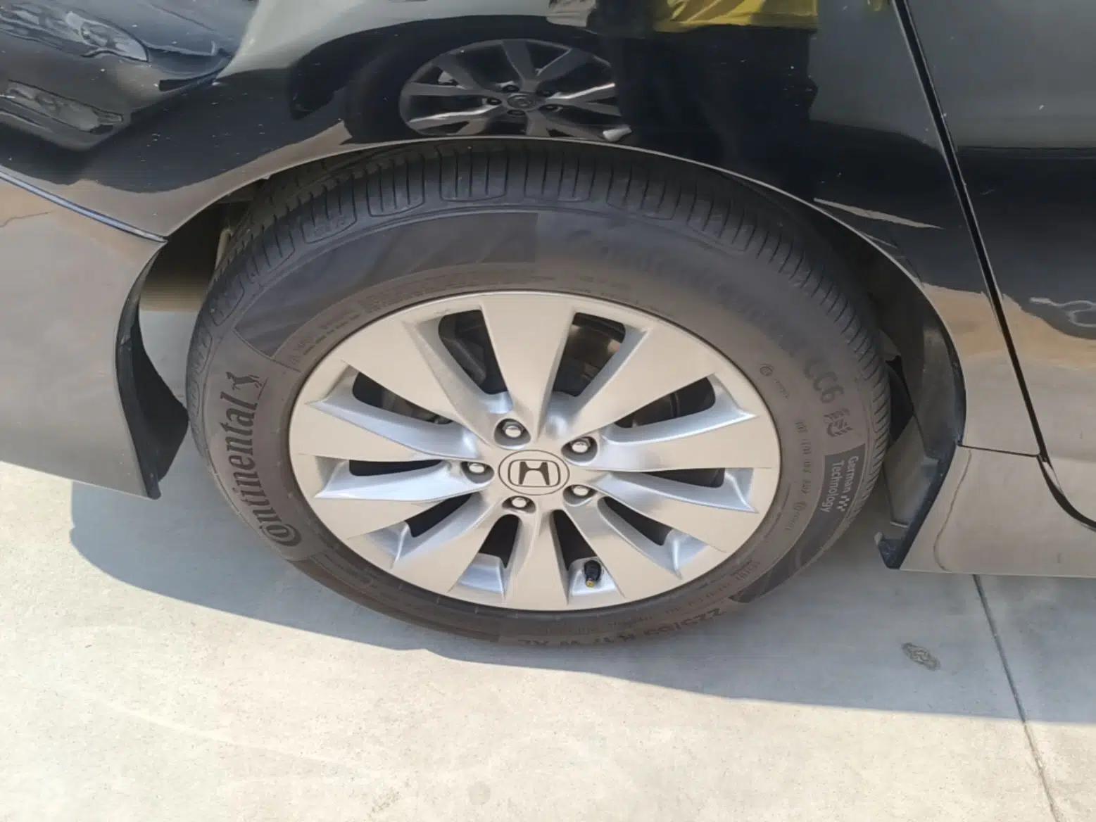 Honda Accord 2014 2.4L EX Luxury Edition — миниатюра 10