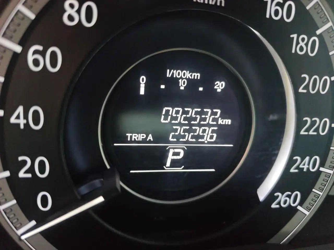 Honda Accord 2015 2.0L LX Comfort Edition — миниатюра 13