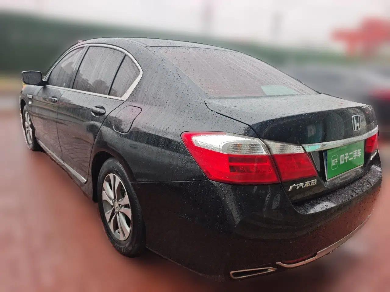 Honda Accord 2015 2.0L LX Comfort Edition — миниатюра 4