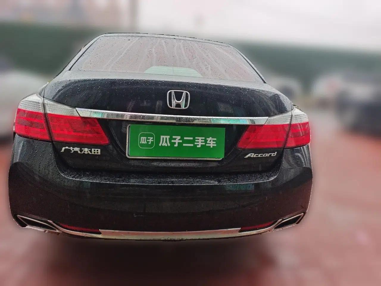 Honda Accord 2015 2.0L LX Comfort Edition — миниатюра 5